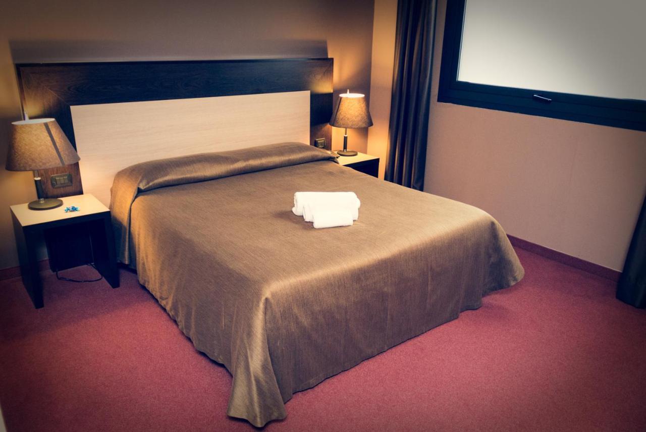Hotel Don Camillo 브레셀로 외부 사진
