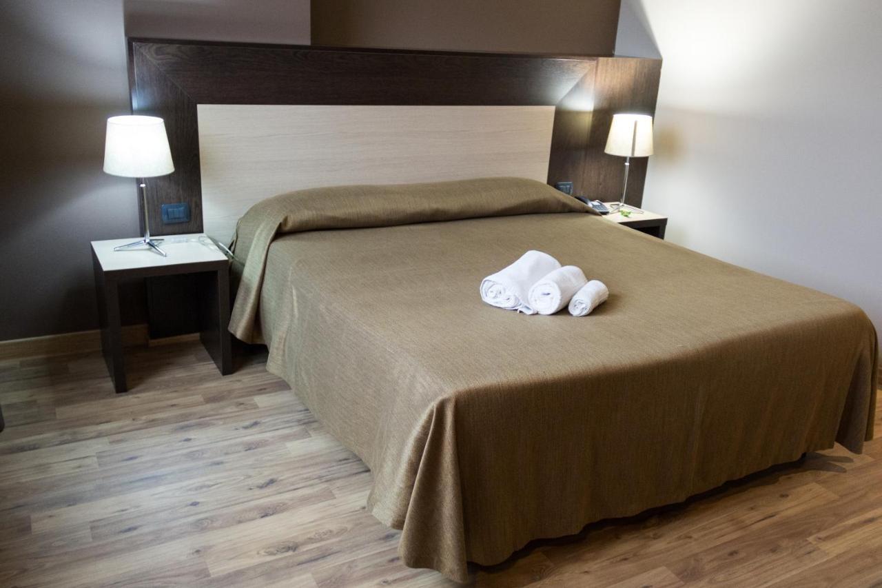 Hotel Don Camillo 브레셀로 외부 사진